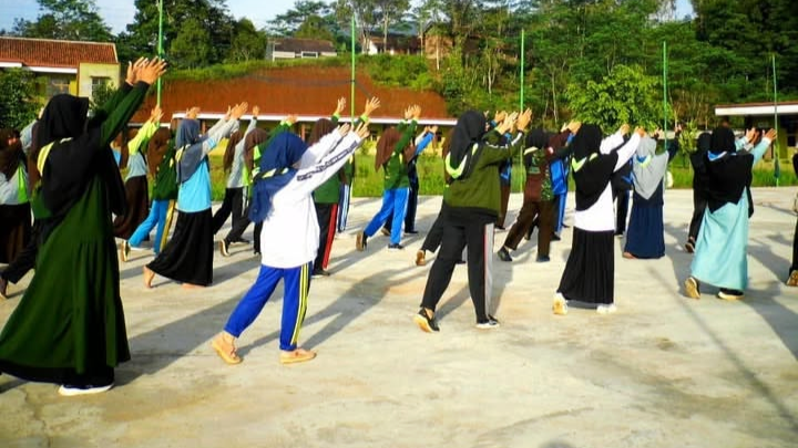 Tips Sehat Hidup di Pesantren Tips Sehat Hidup di Pesantren